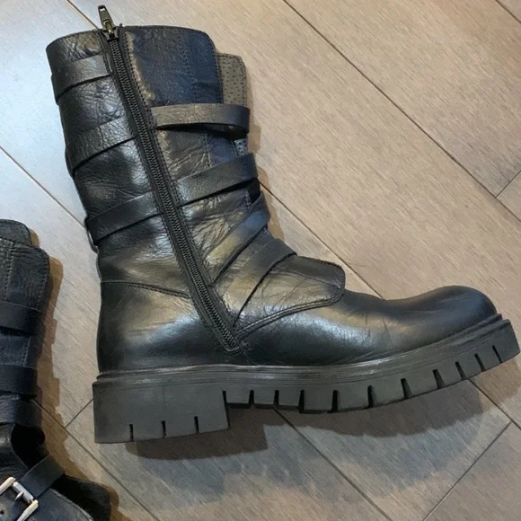 FRYE LEATHER BOOTS. MADE IN ITALY. GREAT CONDITION - Picture 3 of 10